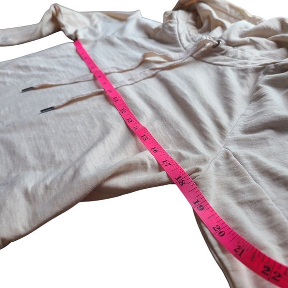 Cowl Neck Pullover Hoodie M Beige Mesh Hem High Low Sweatshirt Relaxed Fit Top - Picture 7 of 9